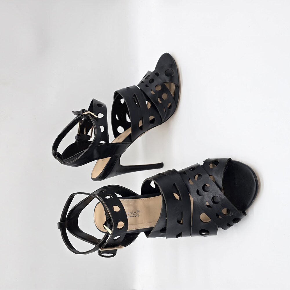 Black Faux Leather Laser Cut Strappy Heels - Size 8.5 - Picture 12 of 16